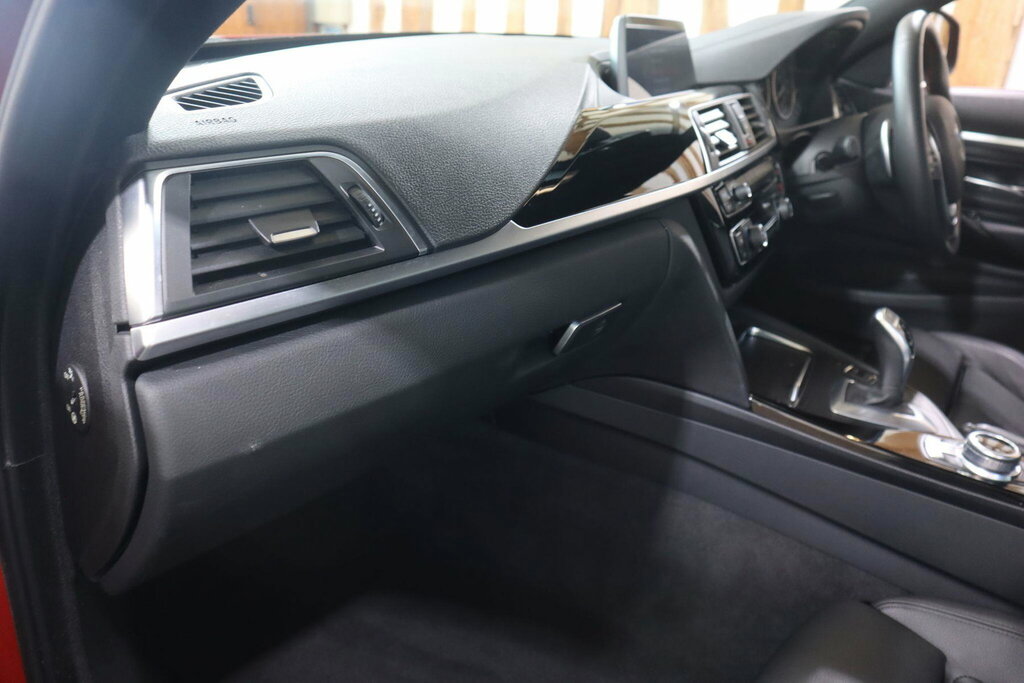 BMW 4 Series Hatchback White #38