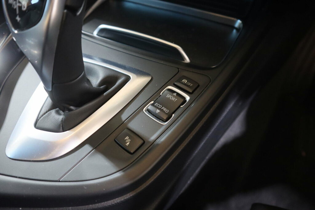 BMW 4 Series Hatchback White #24