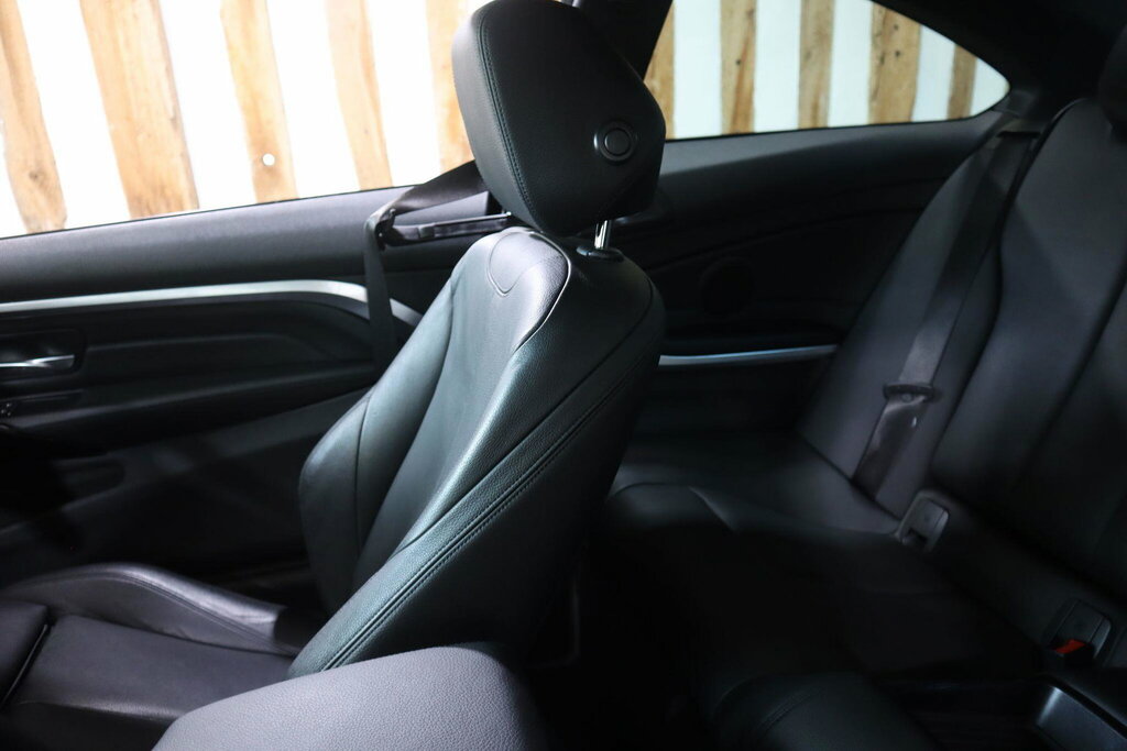 BMW 4 Series Hatchback White #45