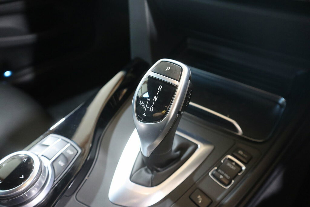 BMW 4 Series Hatchback White #23