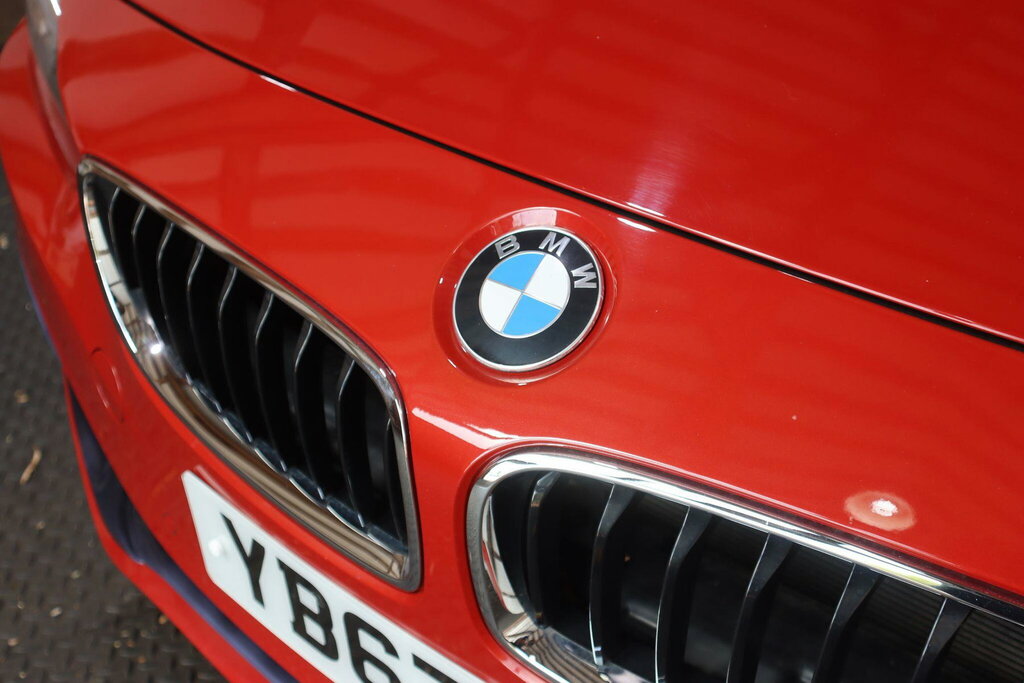 BMW 4 Series Hatchback White #75