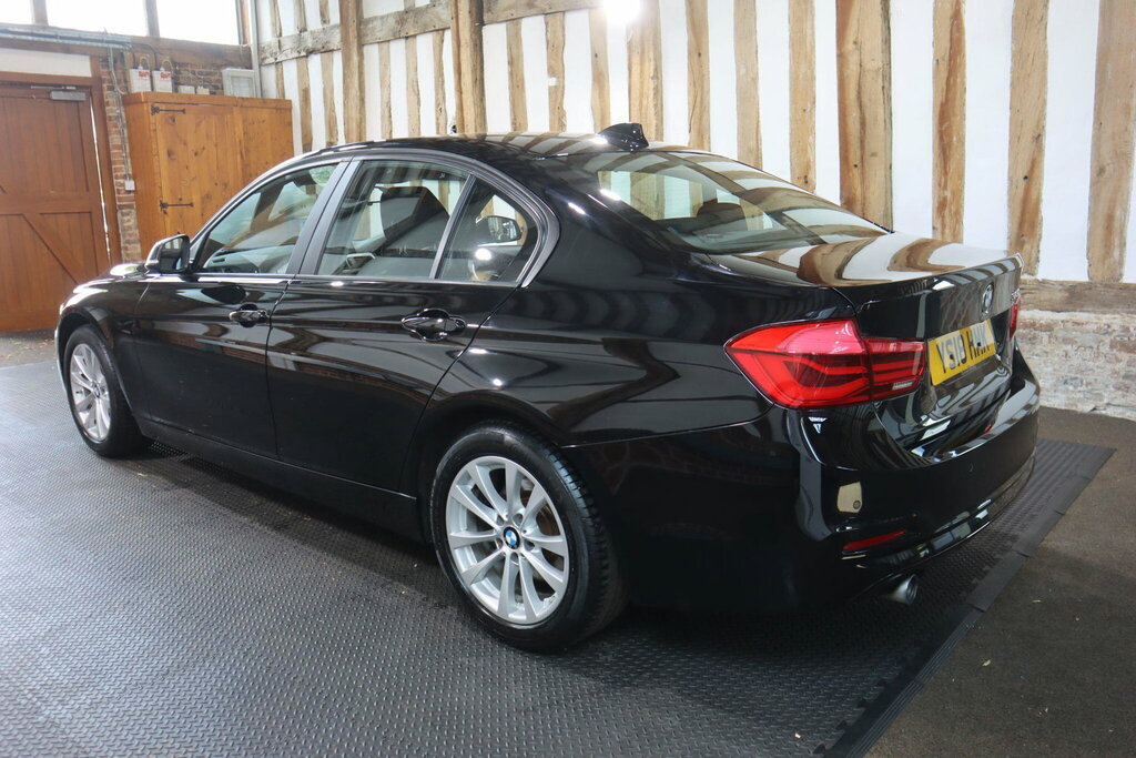 BMW 3 Series 1.5 318I Se Euro 6 S S Black #4