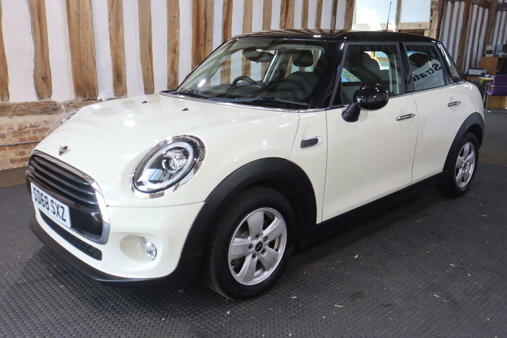 Mini Hatch 1.5 Cooper Euro 6 S S White #3