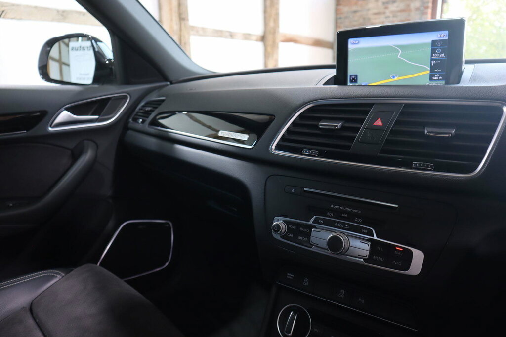 Audi Q3 2.0 Tdi Black Edition Grey #21