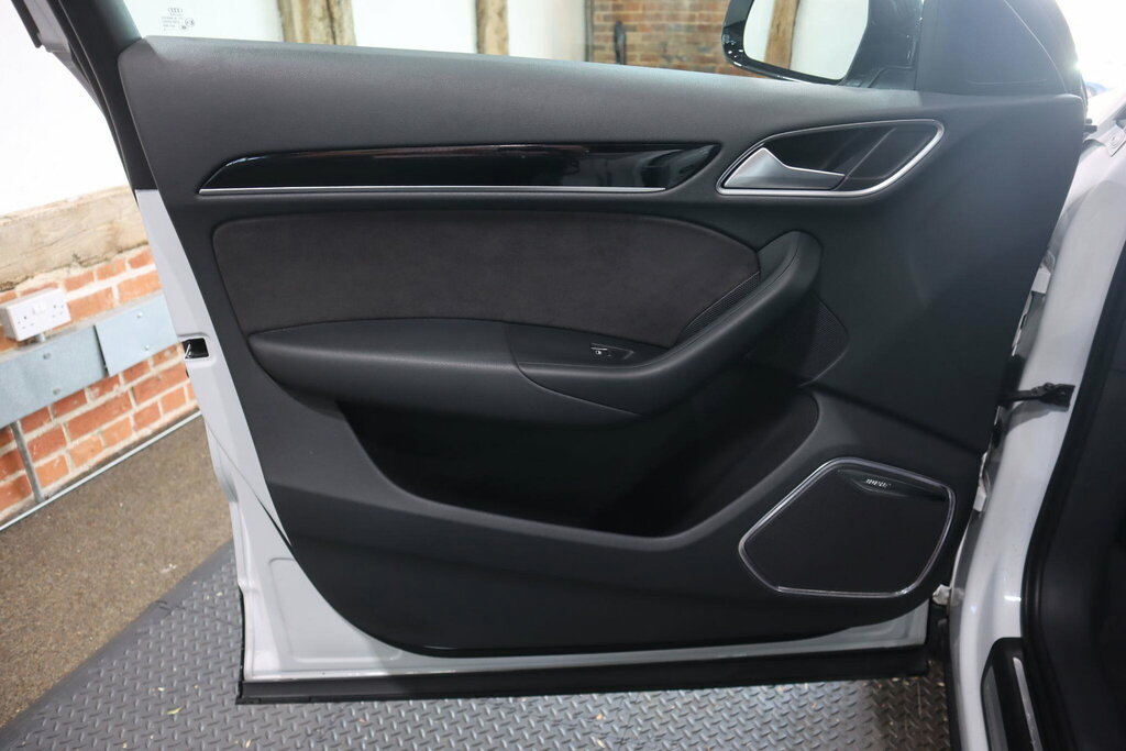 Audi Q3 2.0 Tdi Black Edition Grey #38