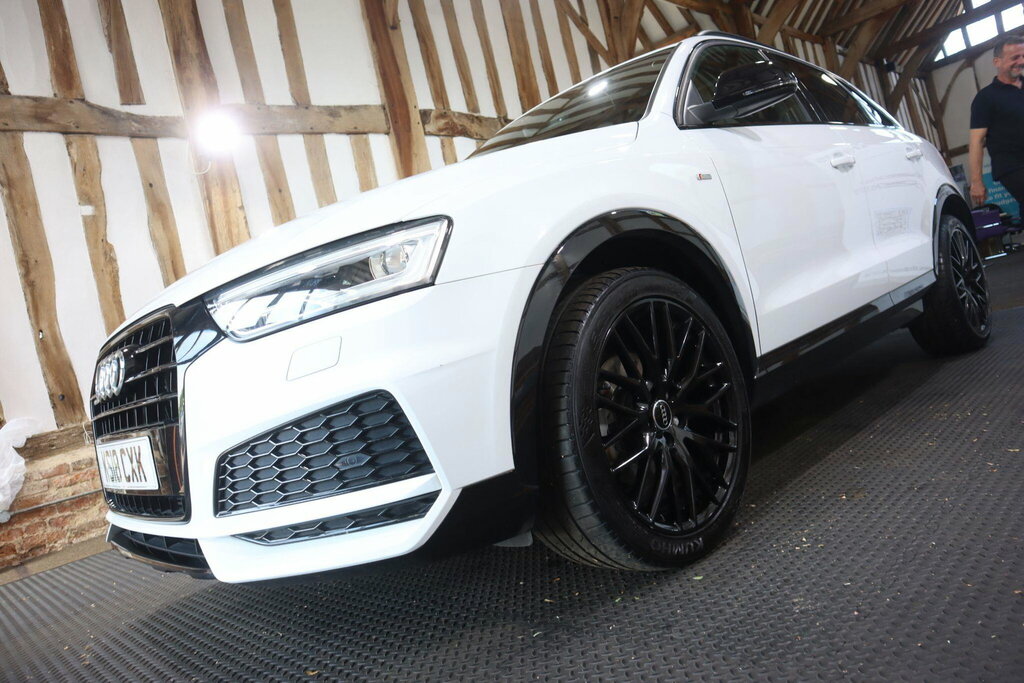 Audi Q3 2.0 Tdi Black Edition Grey #70