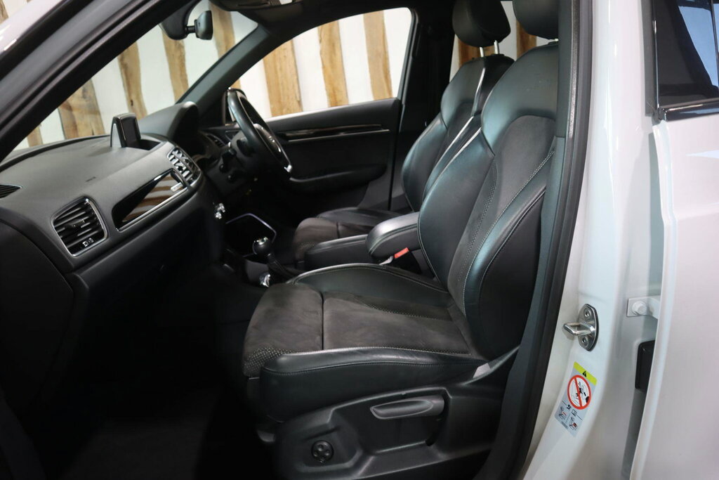 Audi Q3 2.0 Tdi Black Edition Grey #34