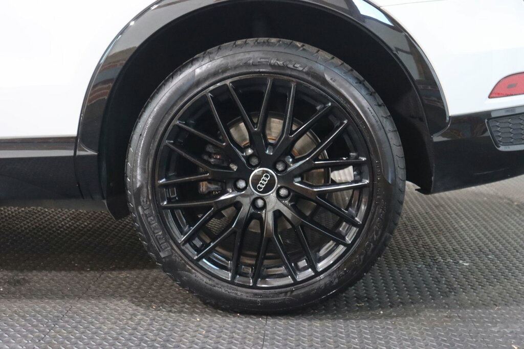Audi Q3 2.0 Tdi Black Edition Grey #49