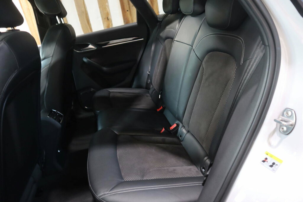 Audi Q3 2.0 Tdi Black Edition Grey #42