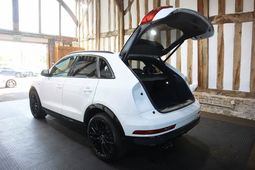 Audi Q3 2.0 Tdi Black Edition Grey #51