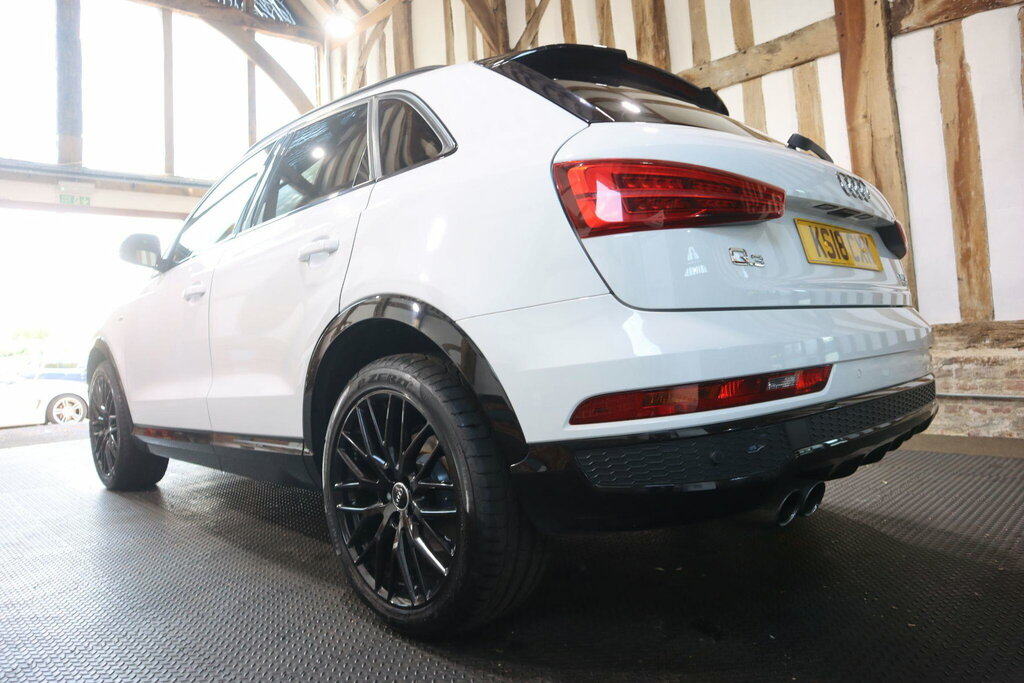 Audi Q3 2.0 Tdi Black Edition Grey #65