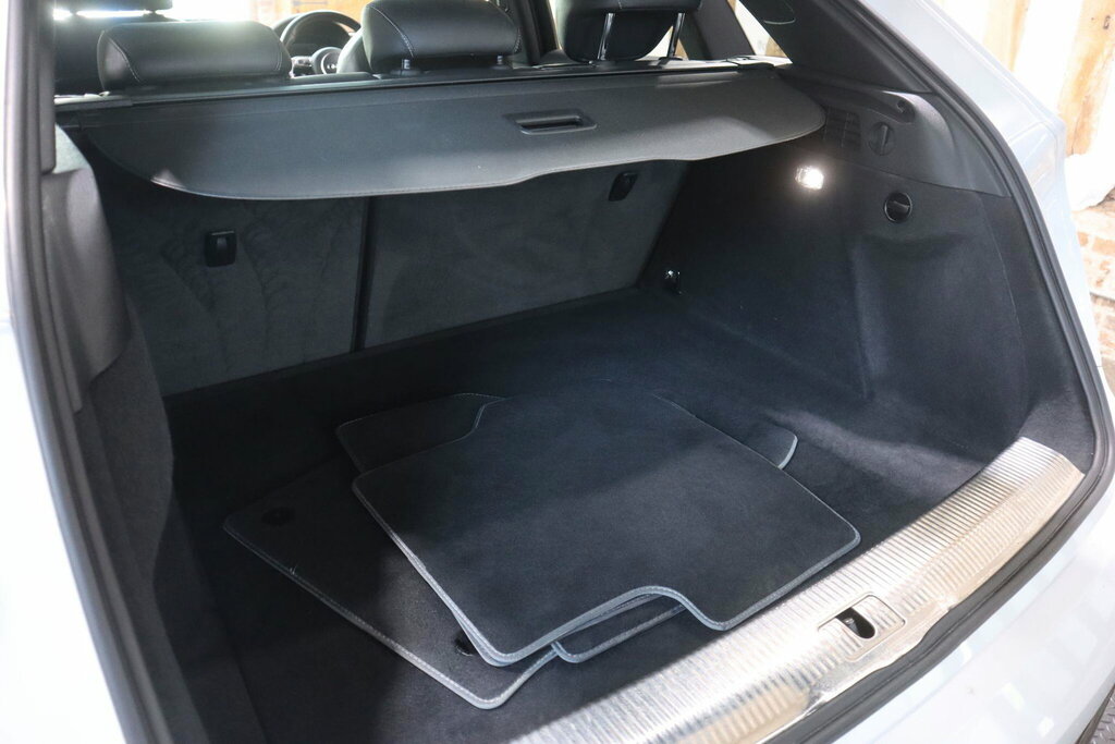 Audi Q3 2.0 Tdi Black Edition Grey #50