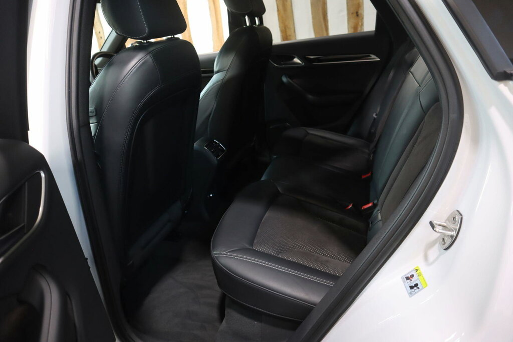 Audi Q3 2.0 Tdi Black Edition Grey #40