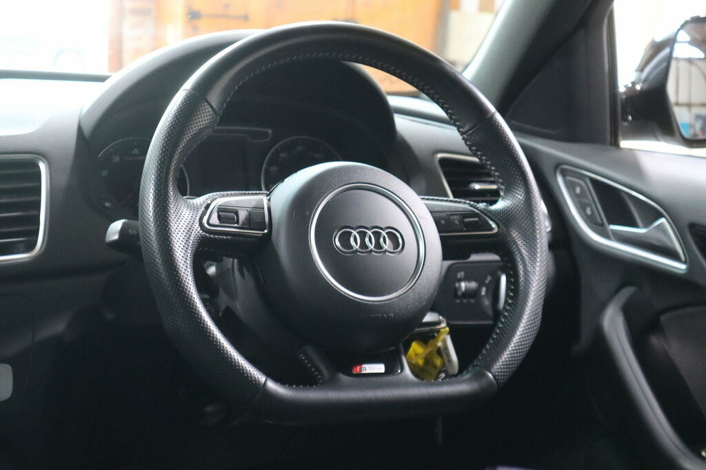 Audi Q3 2.0 Tdi Black Edition Grey #48