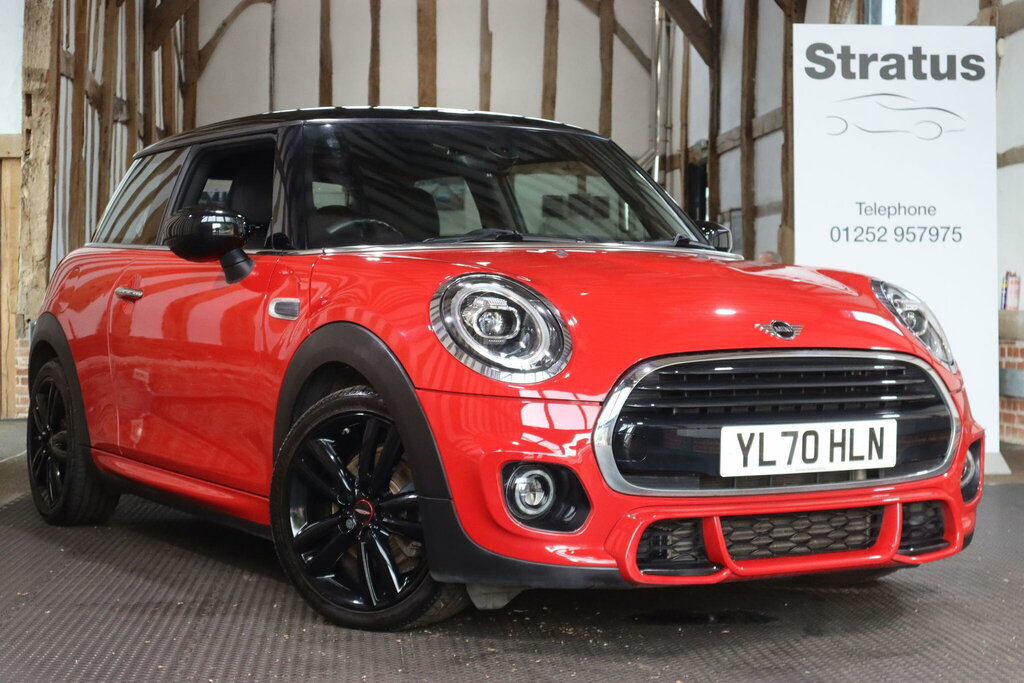 Mini Hatch 1.5 Cooper Sport Steptronic Euro 6 S S Red