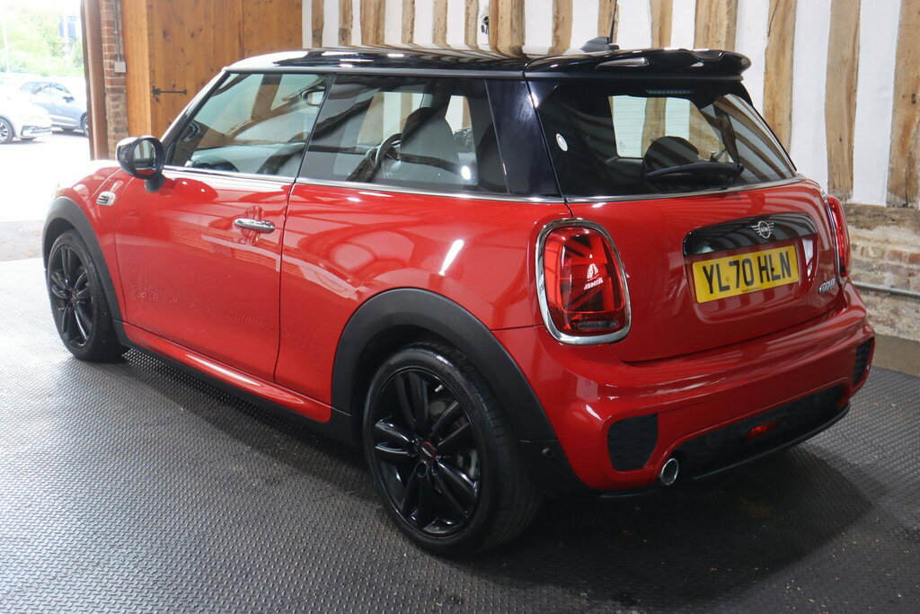 Mini Hatch 1.5 Cooper Sport Steptronic Euro 6 S S Red #4