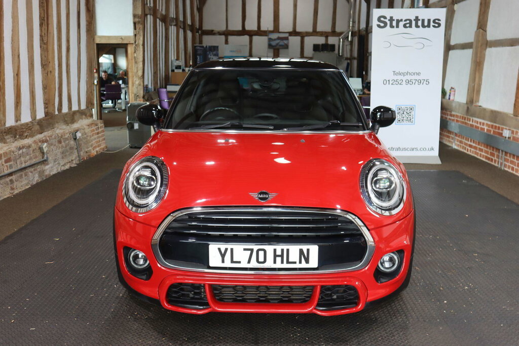 Mini Hatch 1.5 Cooper Sport Steptronic Euro 6 S S Red #2