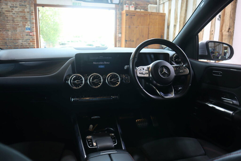 Mercedes-Benz B Class Hatchback Silver #43