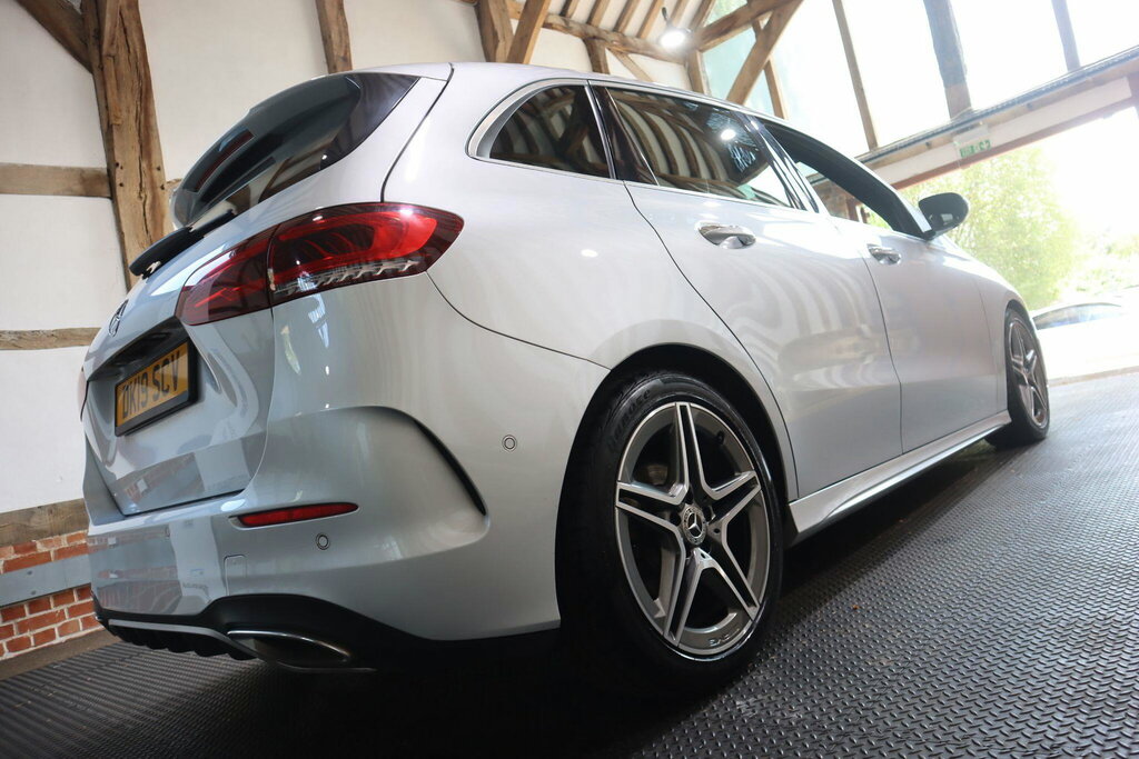 Mercedes-Benz B Class Hatchback Silver #58