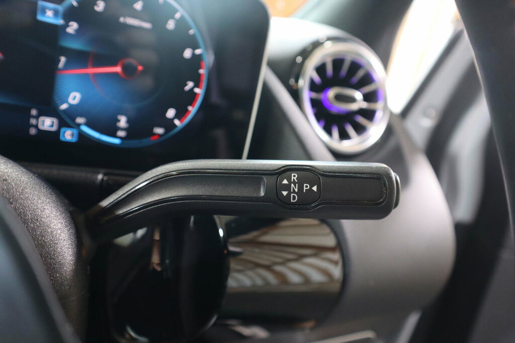 Mercedes-Benz B Class Hatchback Silver #27