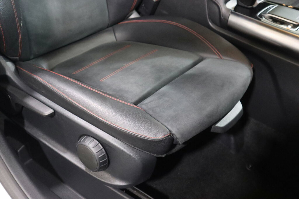 Mercedes-Benz B Class Hatchback Silver #14