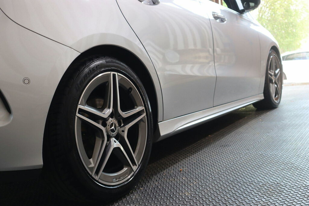 Mercedes-Benz B Class Hatchback Silver #59