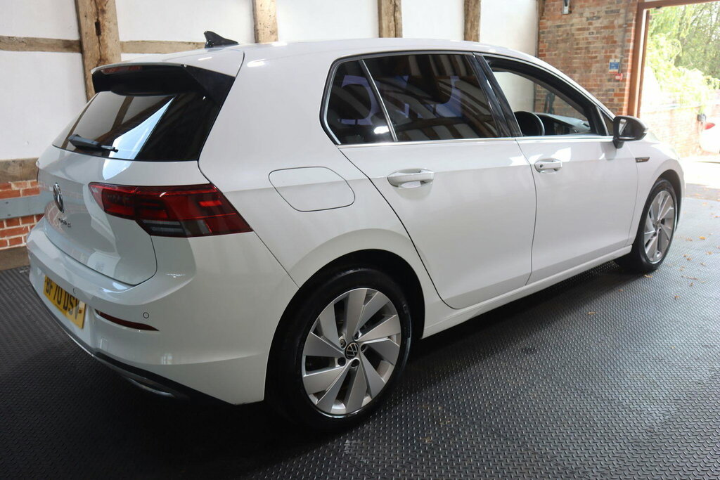 Volkswagen Golf 1.5 Tsi Style Euro 6 S S BF70DSV White #6
