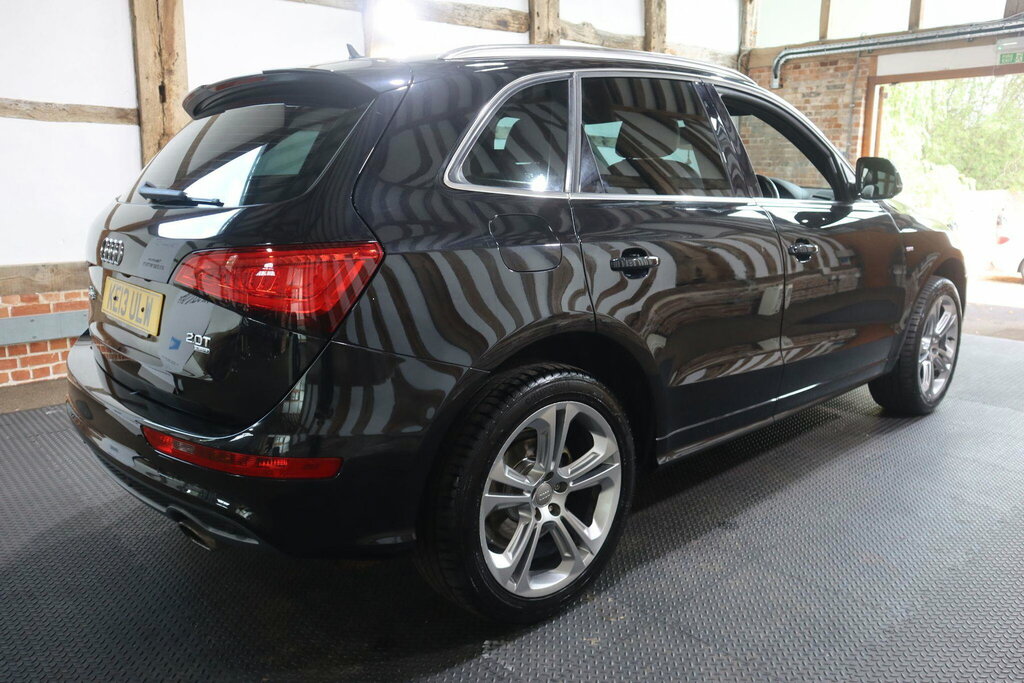 Audi Q5 2.0 Tfsi S Line Quattro Black #6