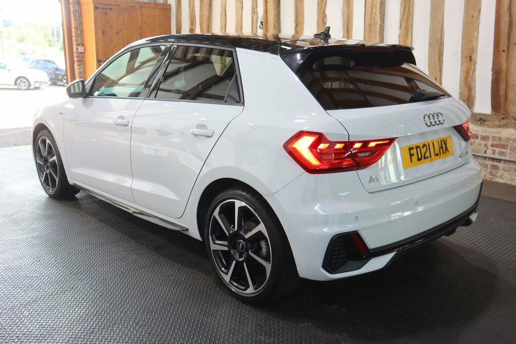 Audi A1 1.0 Tfsi 30 Black Edition Sportback Euro 6 S S 5 White #4