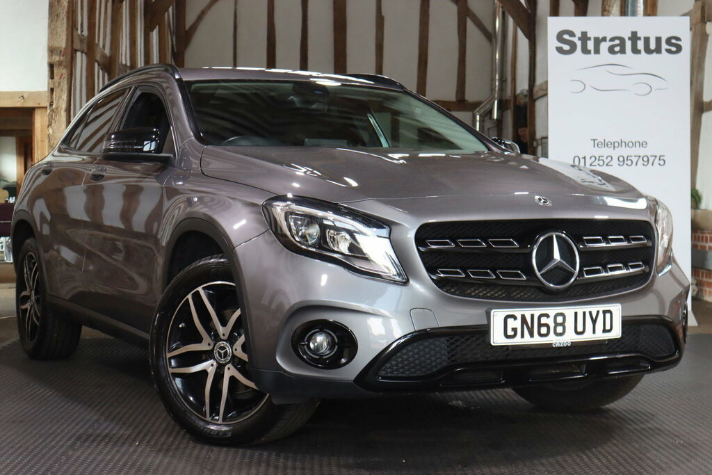 Mercedes-Benz GLA Class 1.6 Gla180 Urban Edition 7G-dct Euro 6 S S Grey