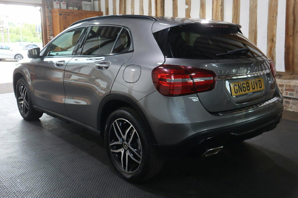 Mercedes-Benz GLA Class 1.6 Gla180 Urban Edition 7G-dct Euro 6 S S Grey #4