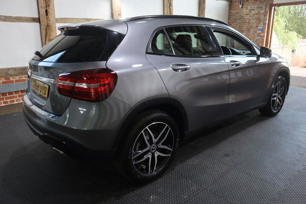 Mercedes-Benz GLA Class 1.6 Gla180 Urban Edition 7G-dct Euro 6 S S Grey #6