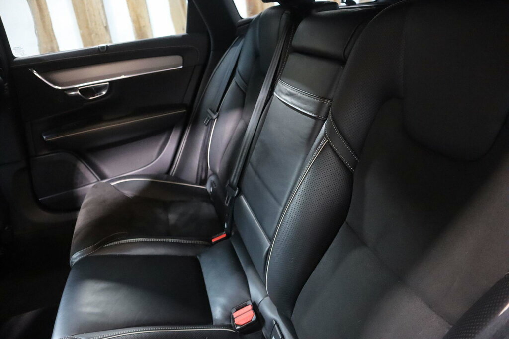Volvo V90 300H Luxury Silver #30