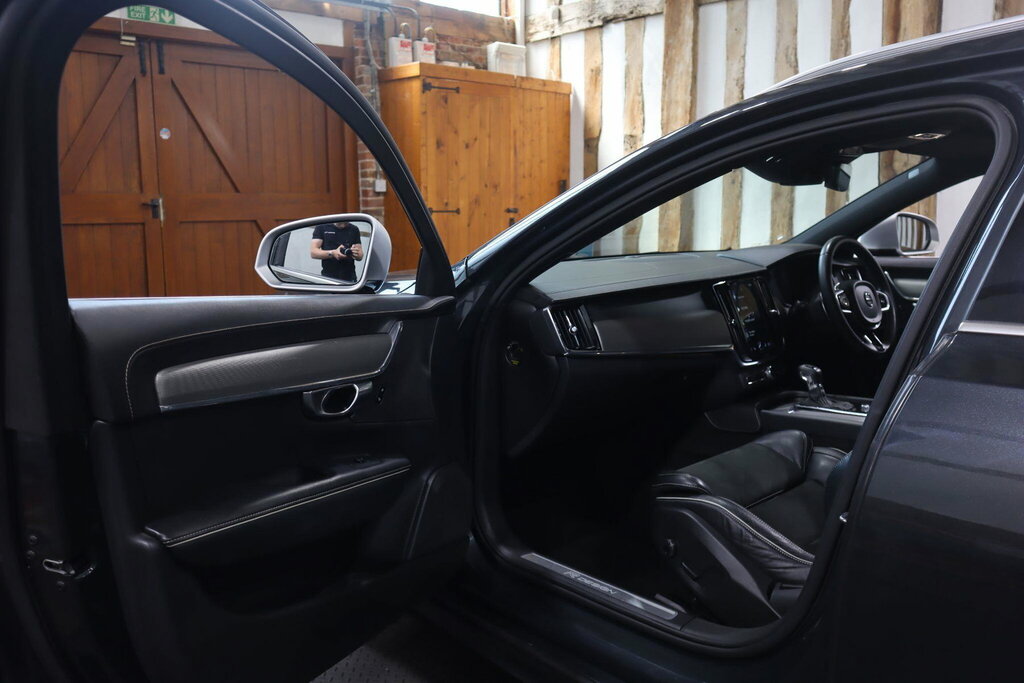 Volvo V90 300H Luxury Silver #20
