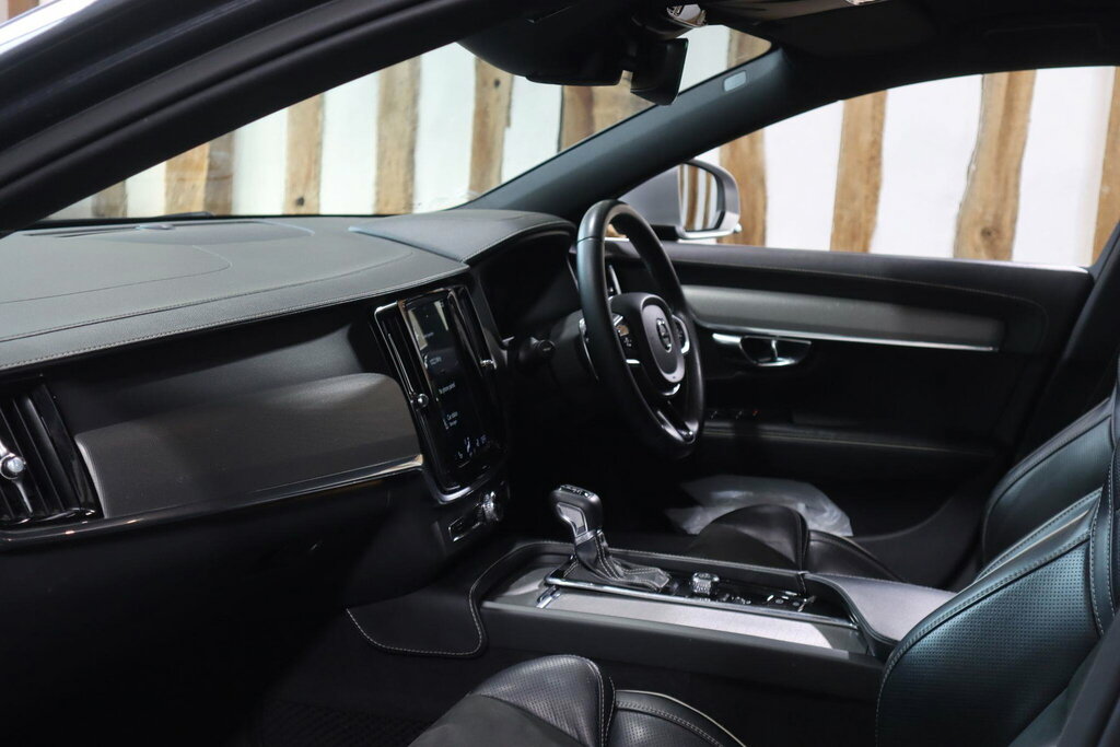 Volvo V90 300H Luxury Silver #22