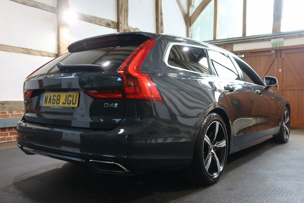 Volvo V90 300H Luxury Silver #11