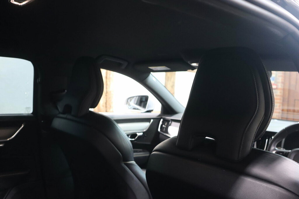 Volvo V90 300H Luxury Silver #34