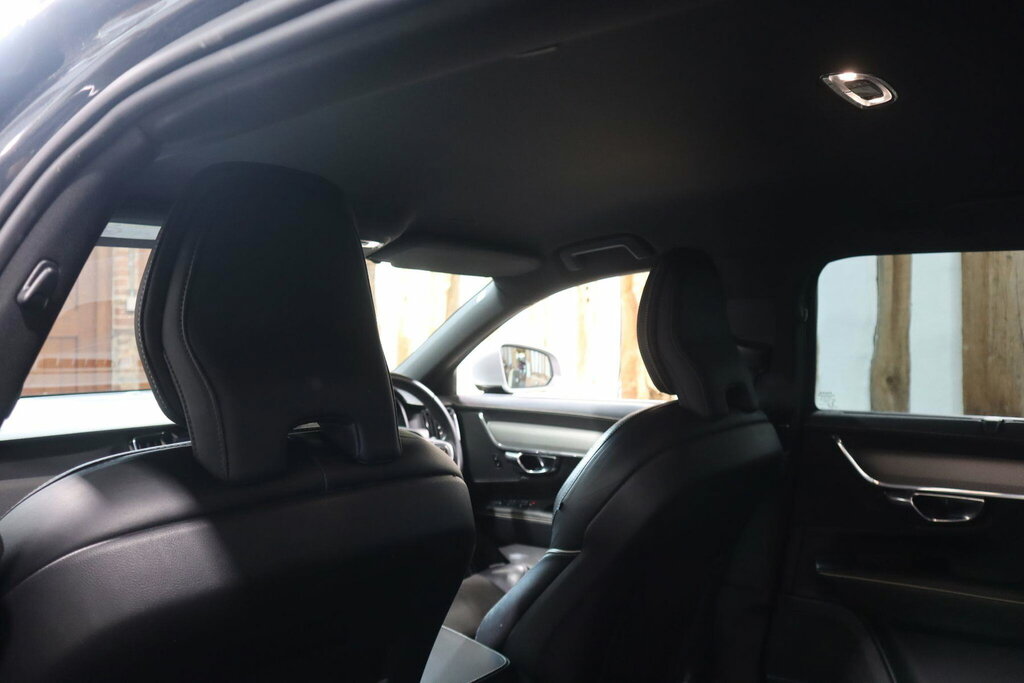 Volvo V90 300H Luxury Silver #28