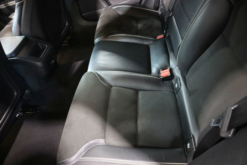 Volvo V90 300H Luxury Silver #31