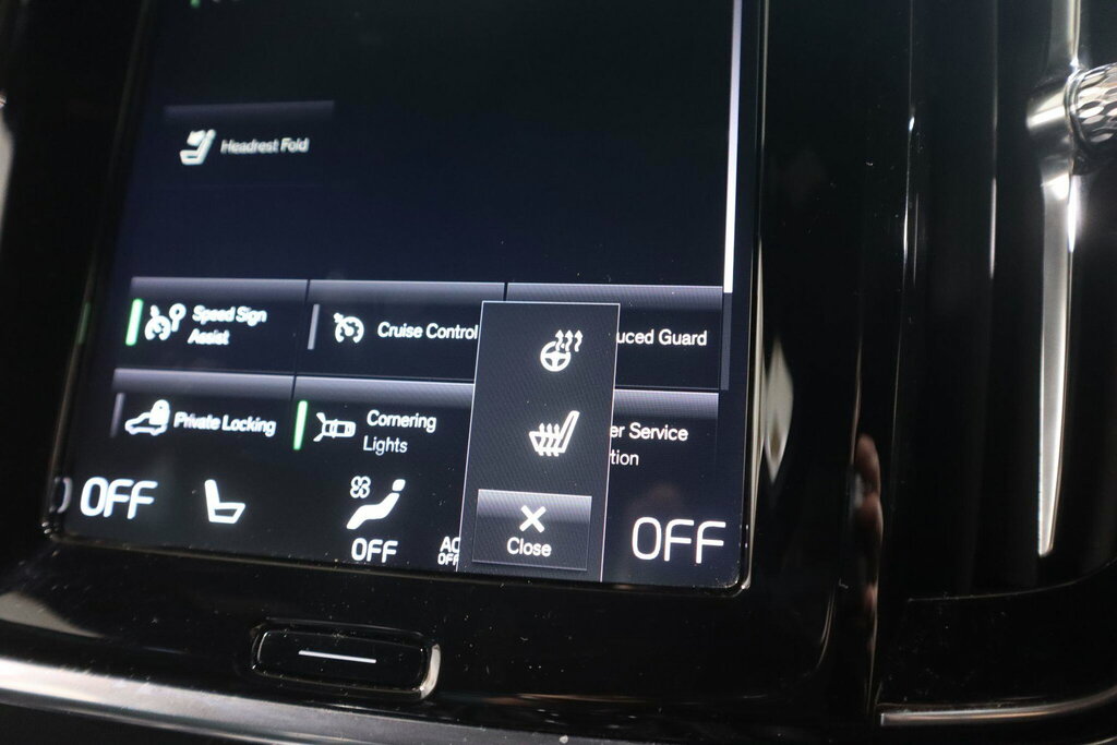 Volvo V90 300H Luxury Silver #57
