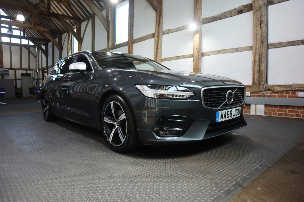 Volvo V90 300H Luxury Silver #67