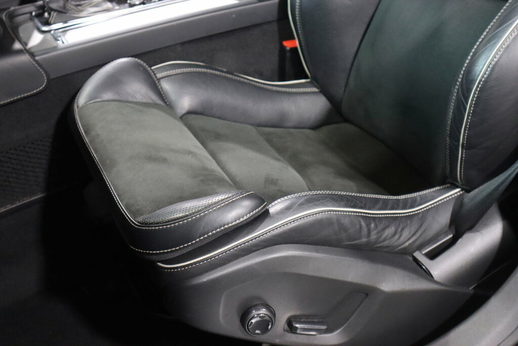 Volvo V90 300H Luxury Silver #25
