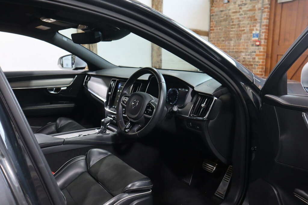 Volvo V90 300H Luxury Silver #14