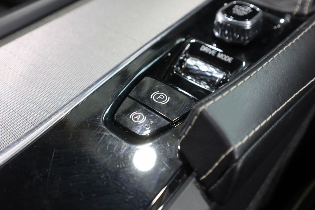 Volvo V90 300H Luxury Silver #61