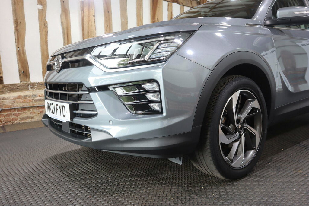 SsangYong Korando Le Black #69