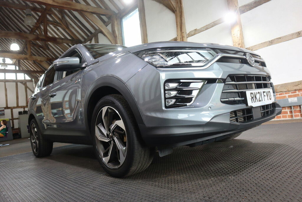 SsangYong Korando Le Black #52