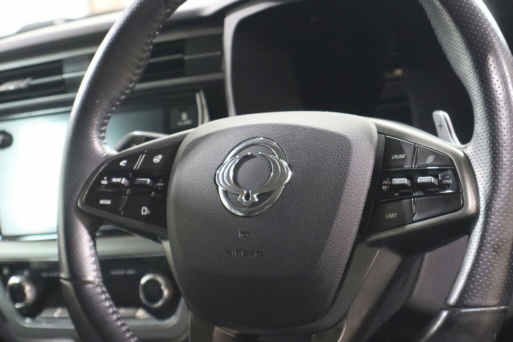 SsangYong Korando Le Black #16