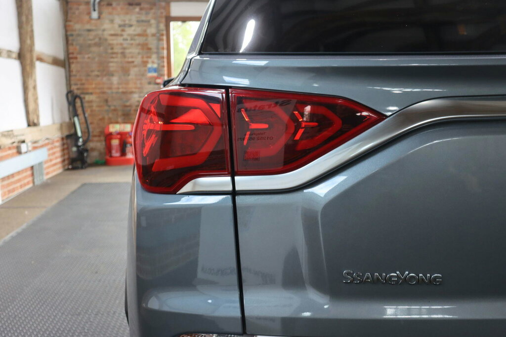SsangYong Korando Le Black #61