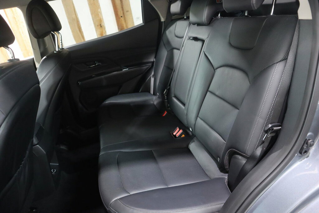SsangYong Korando Le Black #41