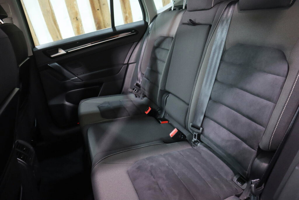 Volkswagen Golf SV Se Tsi Silver #39